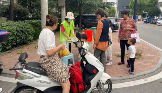 華展貓先生，智能垃圾房，生活垃圾分類收集點(diǎn)，設(shè)備生產(chǎn)廠家